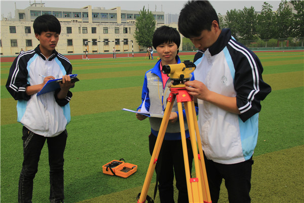 学生实训 (1).JPG