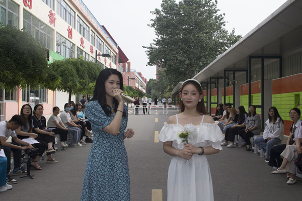 参赛作品讲解1_副本.jpg