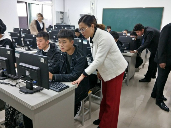 吉发秀2.jpg