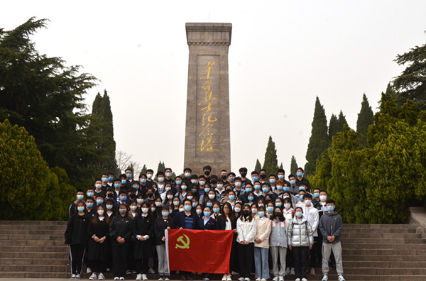 纪念馆2_副本.jpg