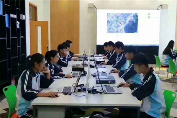 电子商务 (2).png