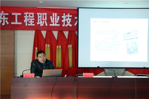 2E3A0304.JPG